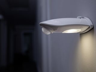 Obrázek 2 produktu Sv.LED bílé 0,5W, 40 lm, 4000K, světelný a pohybový senzor