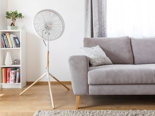 Obrázek 9 produktu Ventilátor stojanový kov/dřevo SFN 4080WH SENCOR