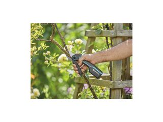 Obrázek 5 produktu Nůžky zahradní Gardena AKU AssistCut