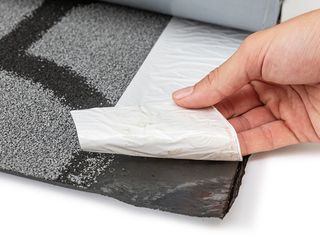 Obrázek 2 produktu Šindel asfaltový samolepicí v roli bobrovka šedá 1x10m