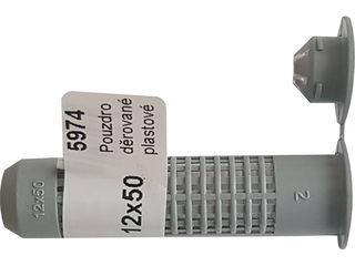Pouzdro děrované plastové 12x50