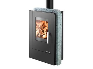 Kamna krbová Nordby, černý plech, obklad mastek hrubý speckstein antik, 6,3kW